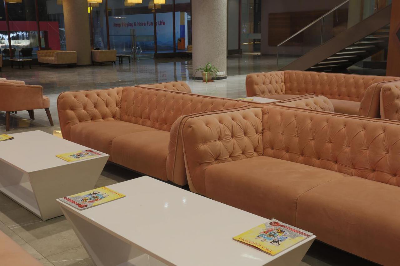 Ymca International Centre Hotel Ahmadábád Kültér fotó