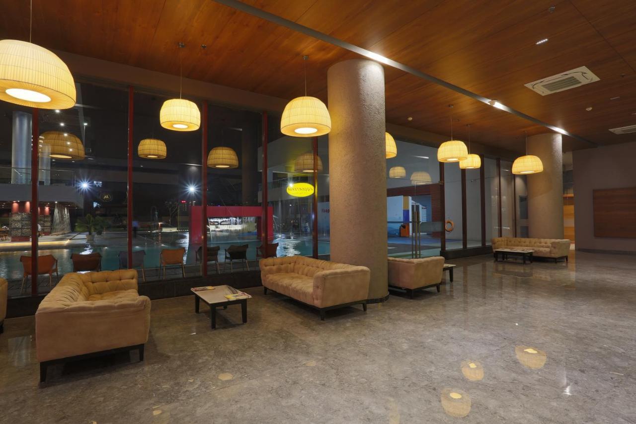 Ymca International Centre Hotel Ahmadábád Kültér fotó